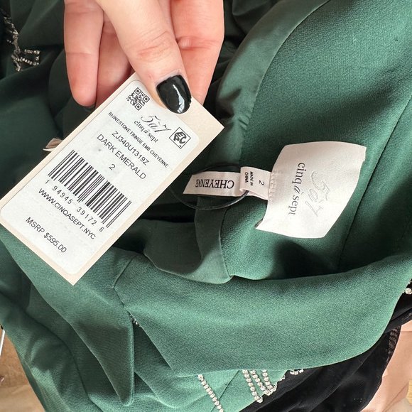 NWT Cinq à Sept Cheyenne Crepe  Blazer Jacket Rhinestone Embellished Fringe Sz 2 - Picture 3 of 9